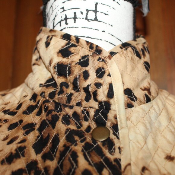 Liz Claiborne Studio Vintage Leopard Quilted Jacket Size M - Picture 4 of 10